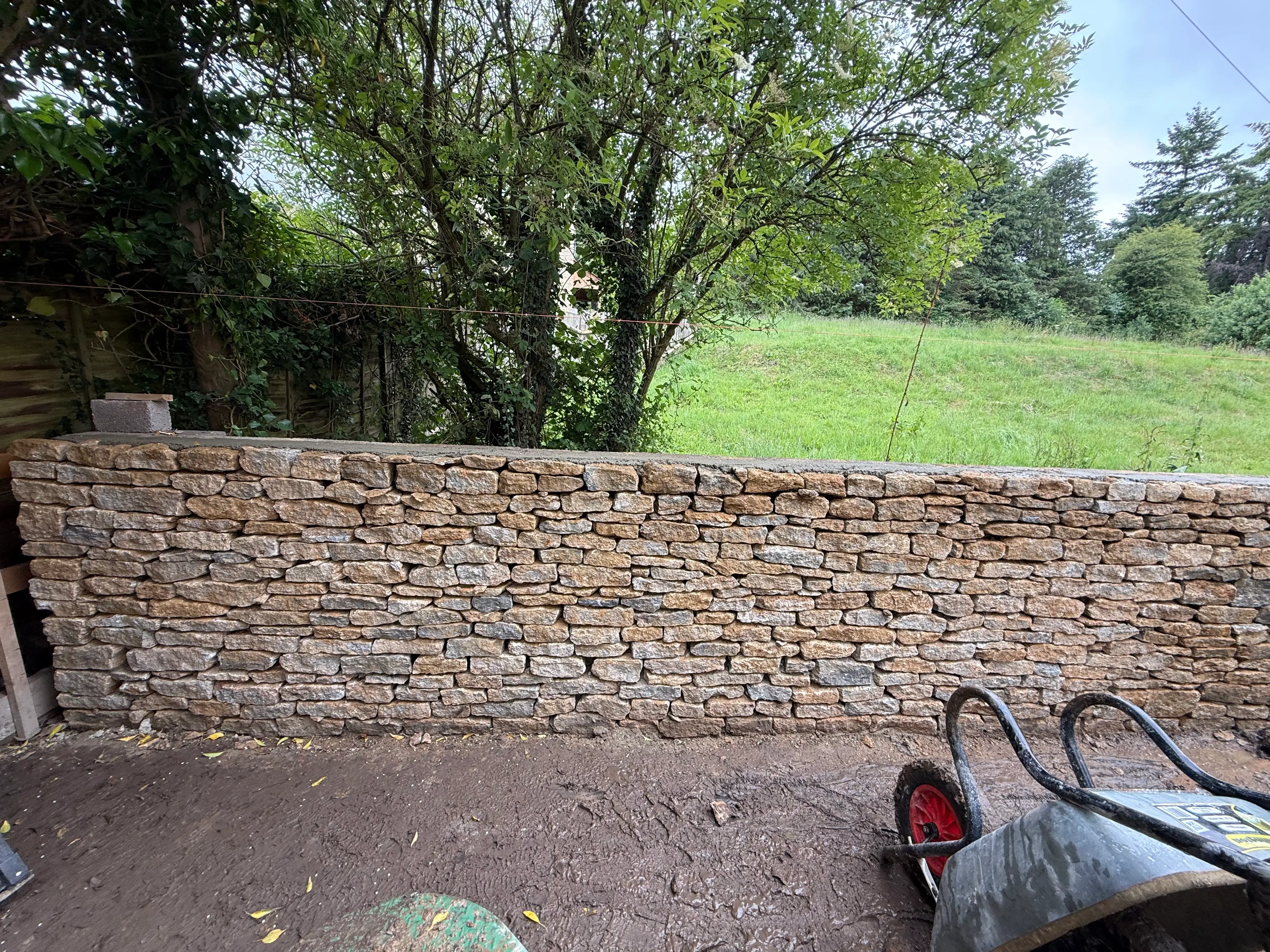 Bourton — stonework by Markstone