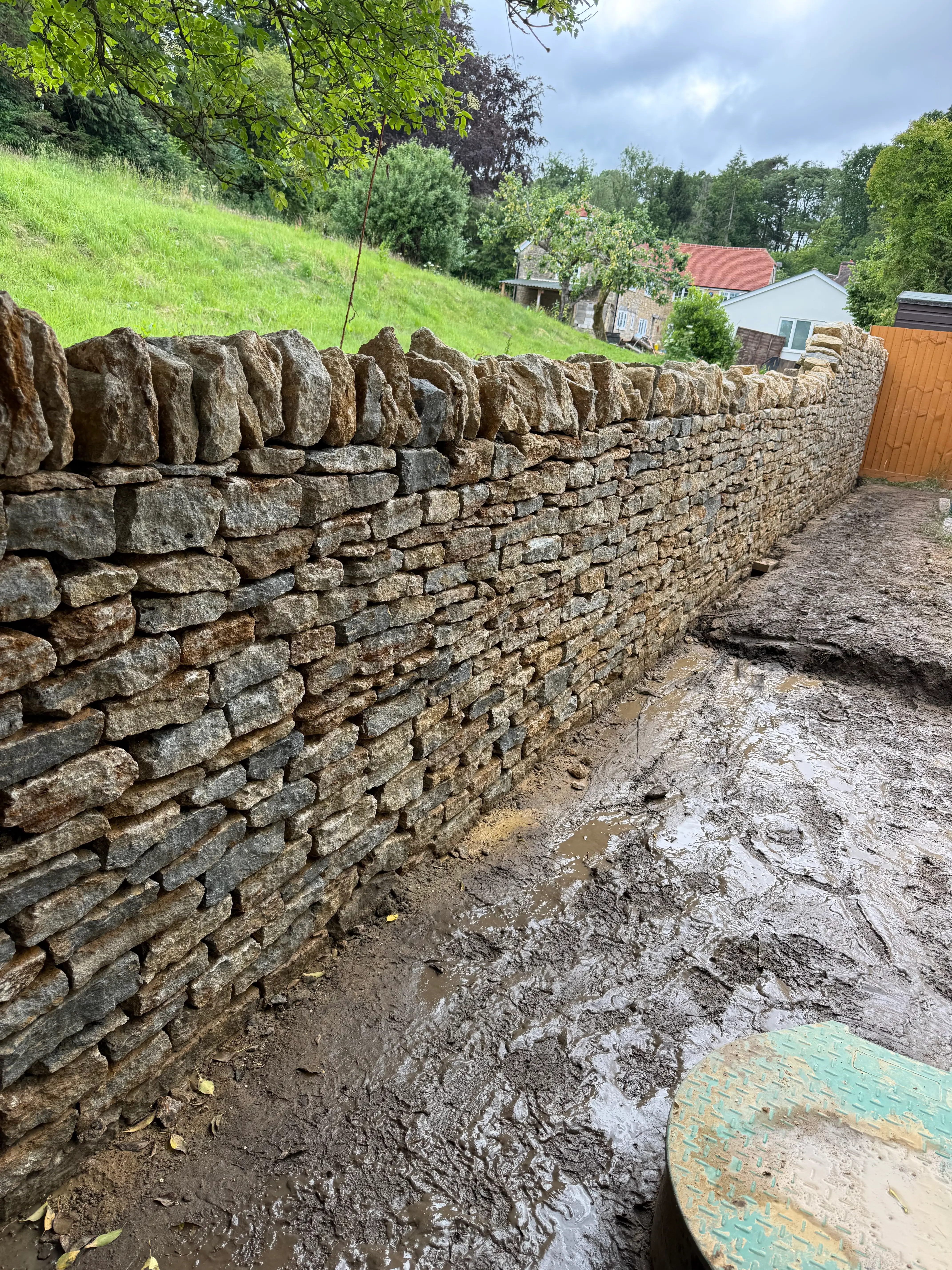 Bourton — stonework by Markstone