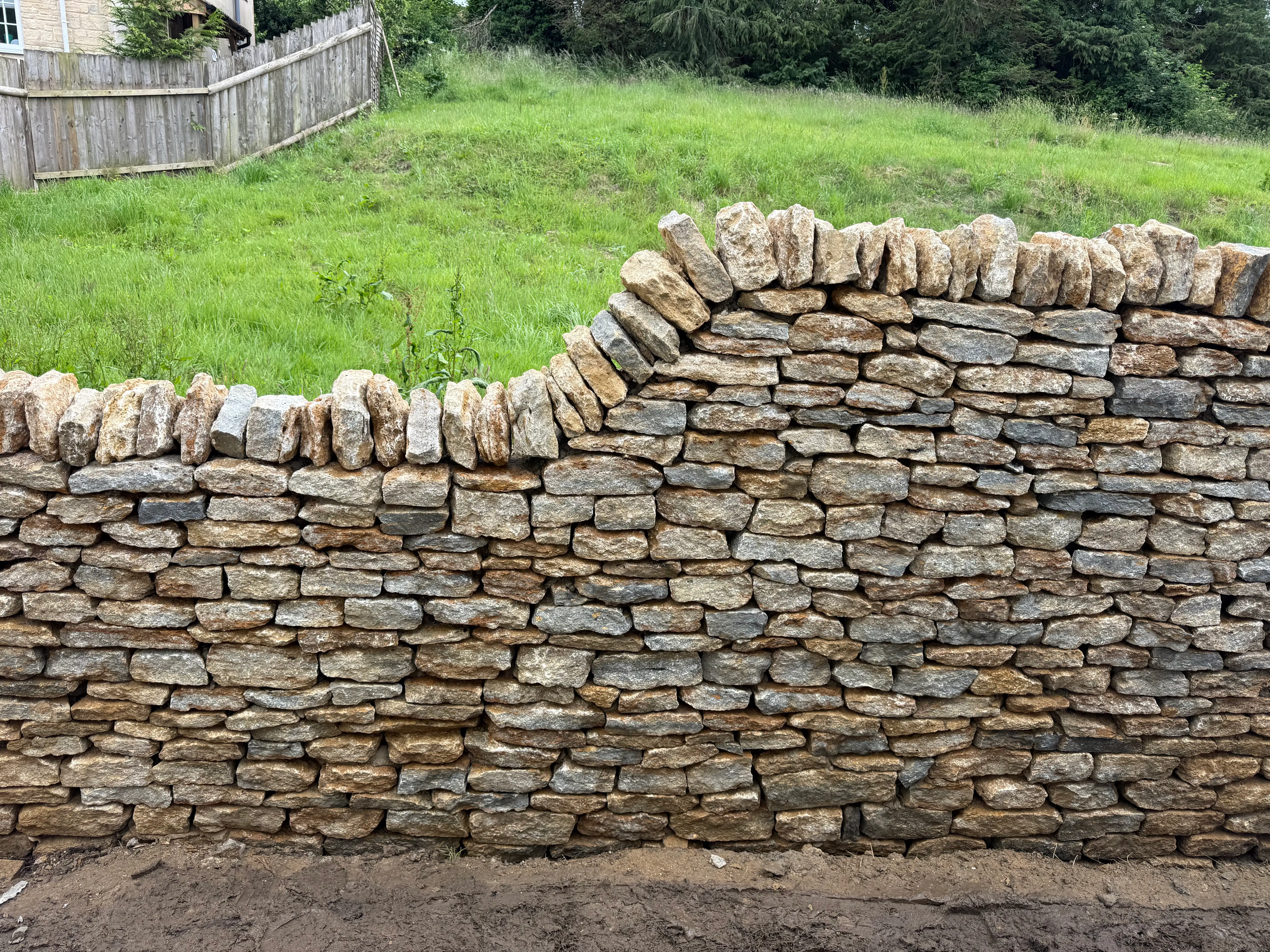Bourton — stonework by Markstone